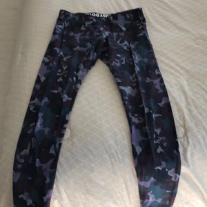 Nike Crop Workout Leggings